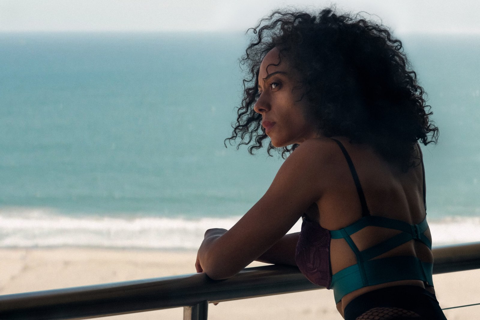 rosalind-eleazar-gives-one-of-the-year’s-best-performances-in-the-acerbic-and-tender-misty-green